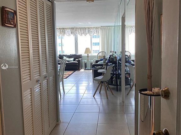 4th image of 5401 Collins Ave APT 1112
