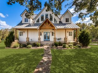 5848 Lago Vista Dr, Athens, TX 75752