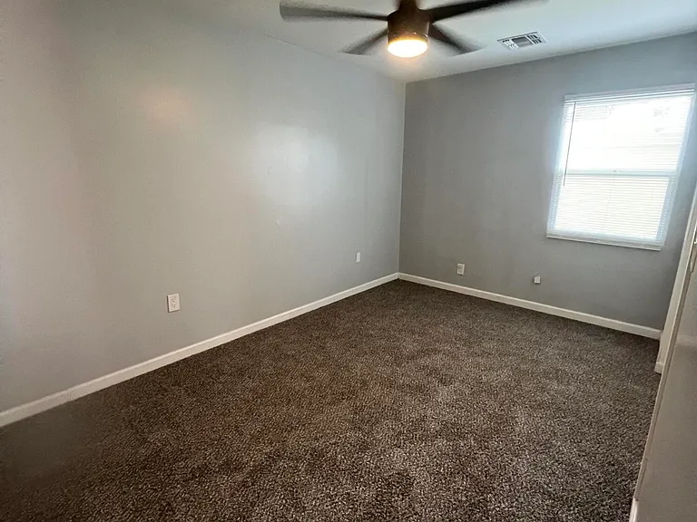 1115 E Whitton Ave — Photo 7