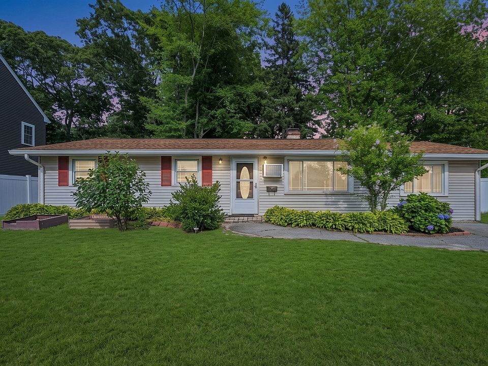 1st image of 34 Joseph Rd