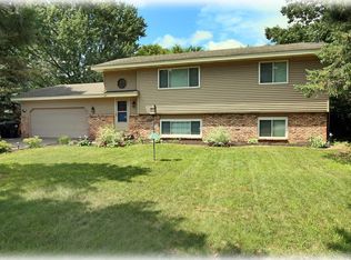 11995 Winnetka Ave N, Champlin, MN 55316