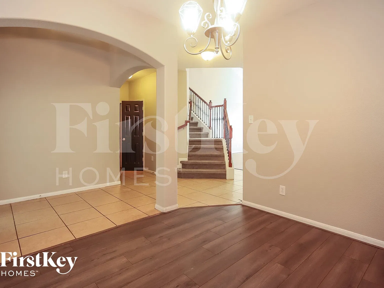 4 bed, 2.5 bath, 2365 sqft, $2,785 — Photo 4