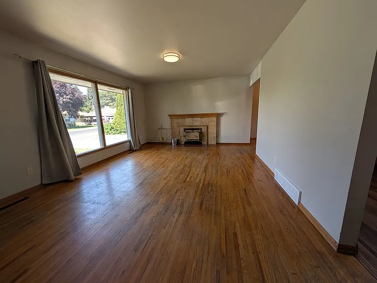 428 Linden Dr — Photo 19