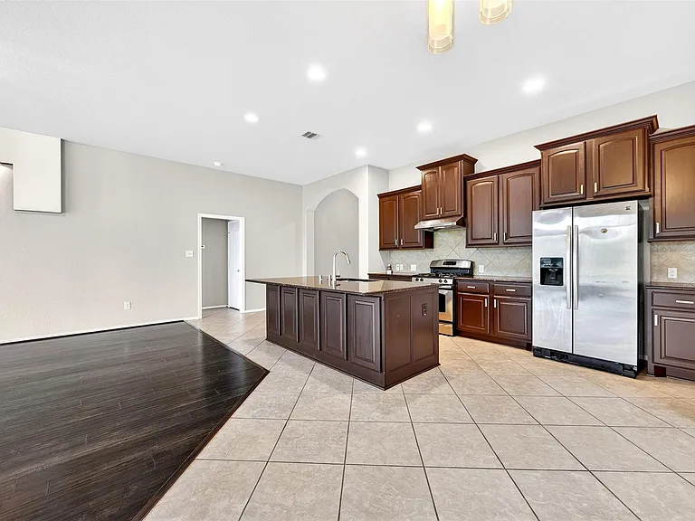 26303 Serenity Oaks Dr — Photo 9