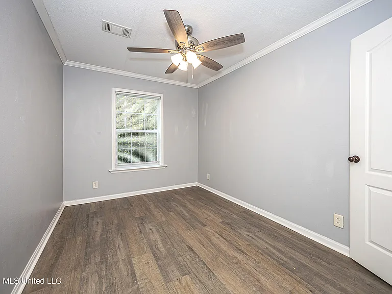 6003 E Lamar St — Photo 29