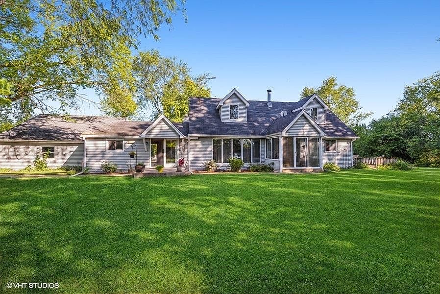 1st image of 1080 Cardinal Dr