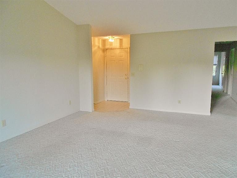 3341 Diehl Rd Cincinnati, OH, 45211 Apartments for Rent Zillow