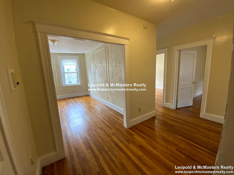 Kelton Street Apartments — Photo 82