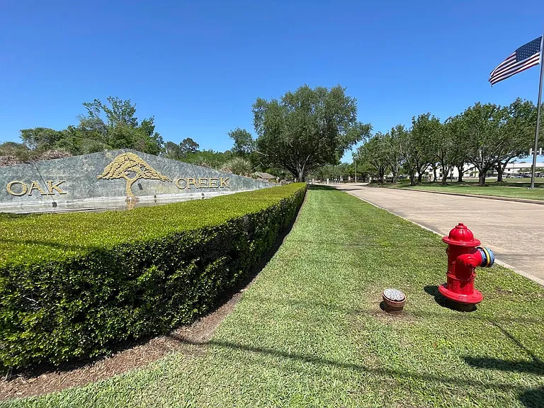 301 Winding Oak Ln S — Photo 35