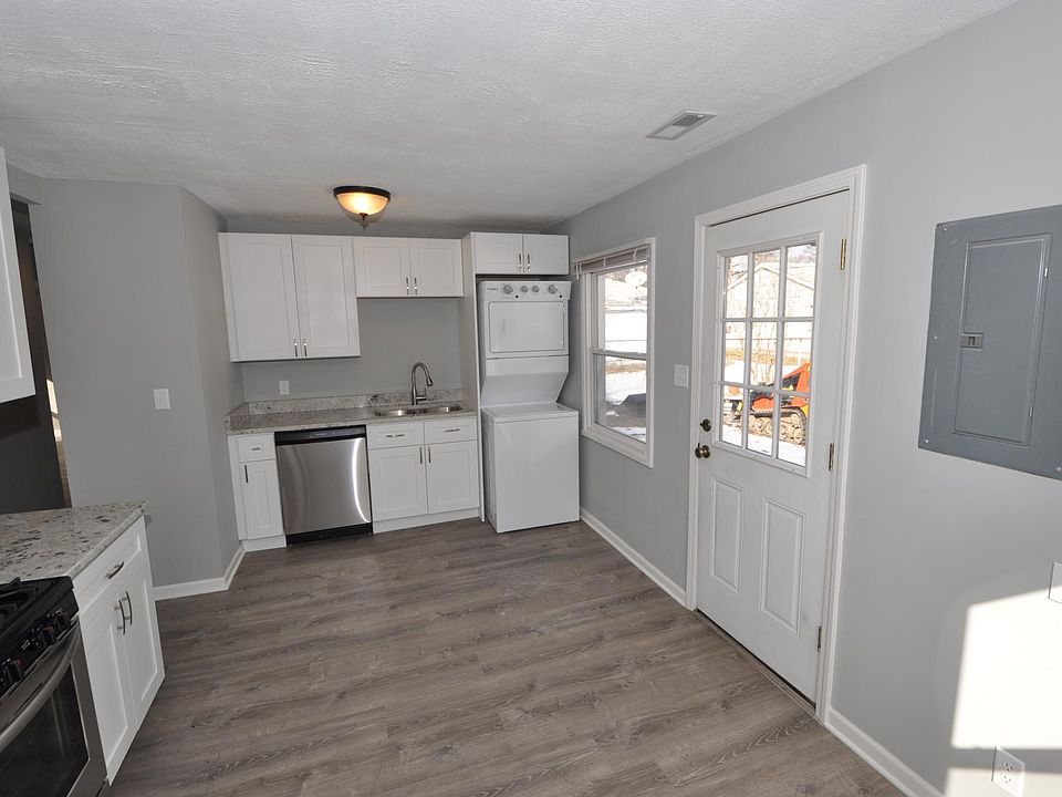 KITCHEN - New Stainless Steel Kitchen Appliances!! New Washer and Dryer!! Call Randy at 708.966.9637