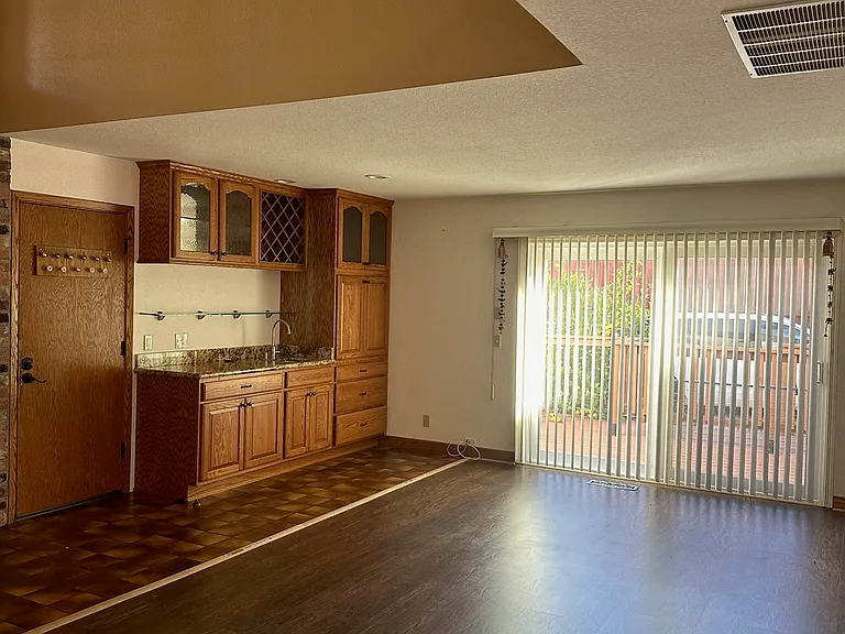 140 Travalini Ct — Photo 10