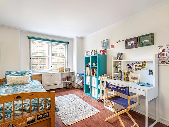 3rd image of 333 E 79th St APT 7X