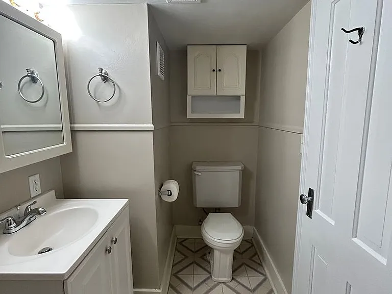 4124 Davenport St — Photo 14