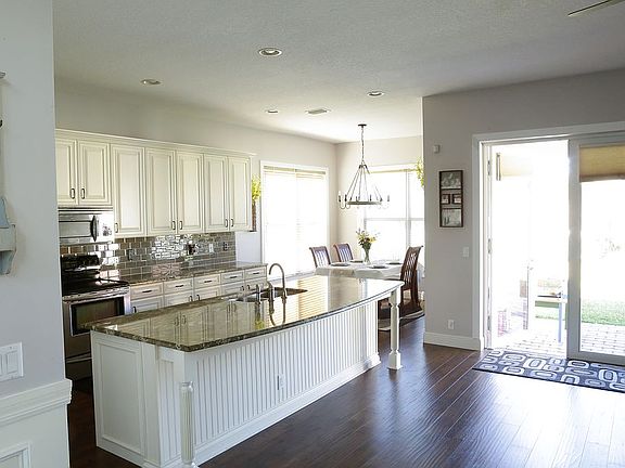 kitchen and kitchenette