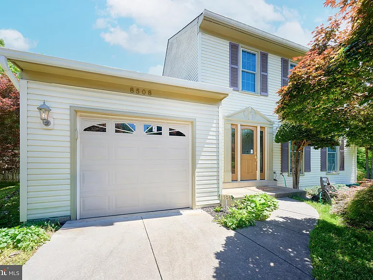 8508 Silverdale Rd — Photo 62