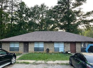 909 Scenic Dr, Longview, TX 75604