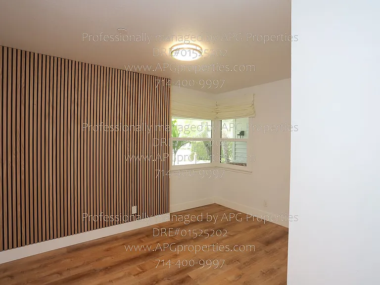 829 N Elmwood St — Photo 10