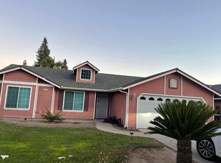 5323 W Garland Ave, Fresno, CA 93722