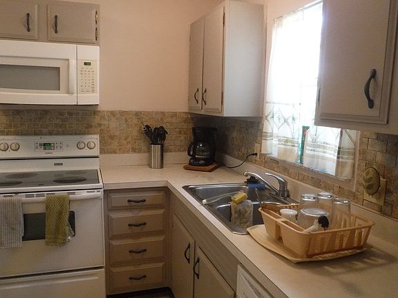 5th image of 1194 Villa Ln #125