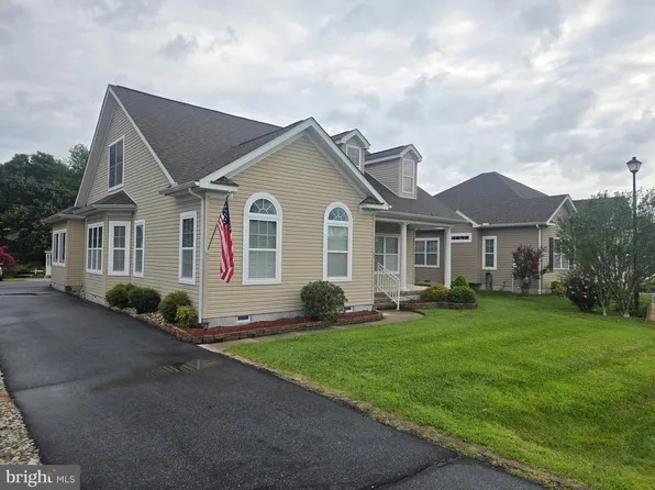 35 Little Birch Dr, Milford, DE 19963