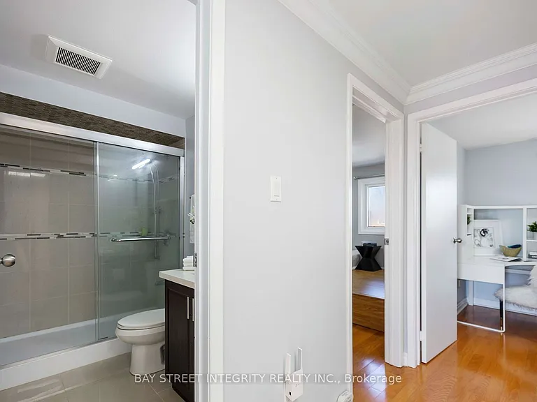 22 Dunbar Cres — Photo 7