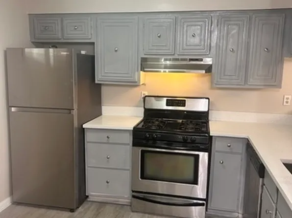 2033 Oak Park Ln, Decatur, GA 30032