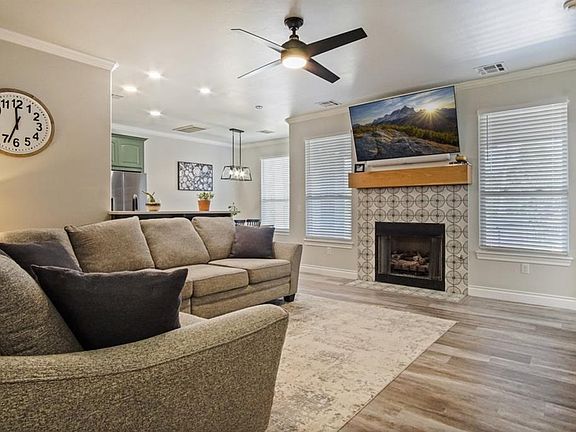 2nd image of 2701 Green Canyon Dr