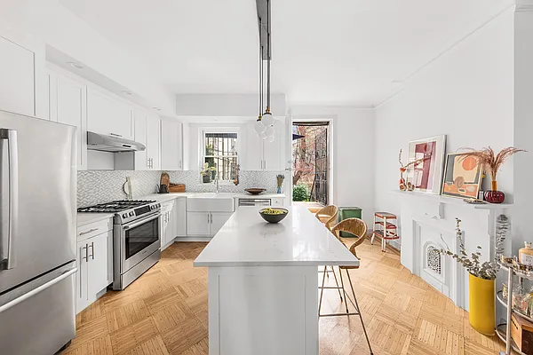 Sold by Douglas Elliman | media 6