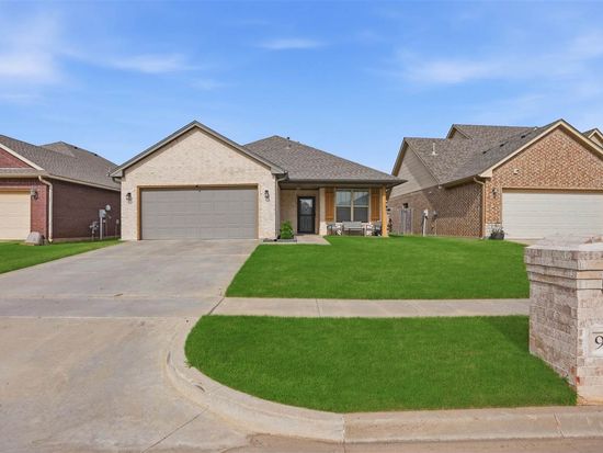 913 SW 80th St, Lawton, OK 73505