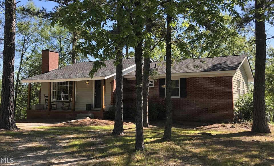 1st image of 104 Allenwood Cir SW