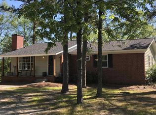 104 Allenwood Cir SW, Milledgeville, GA 31061