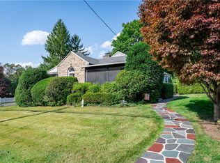 24 Aberfoyle Rd, New Rochelle, NY 10804