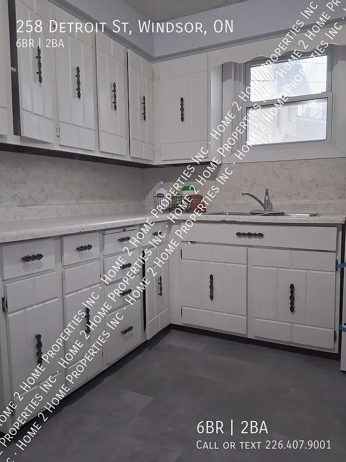 6 Beds 2 Bath — Photo 3