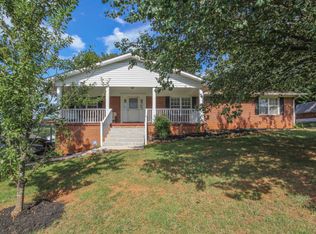 3211 Heather Glenn Dr, Maryville, TN 37801