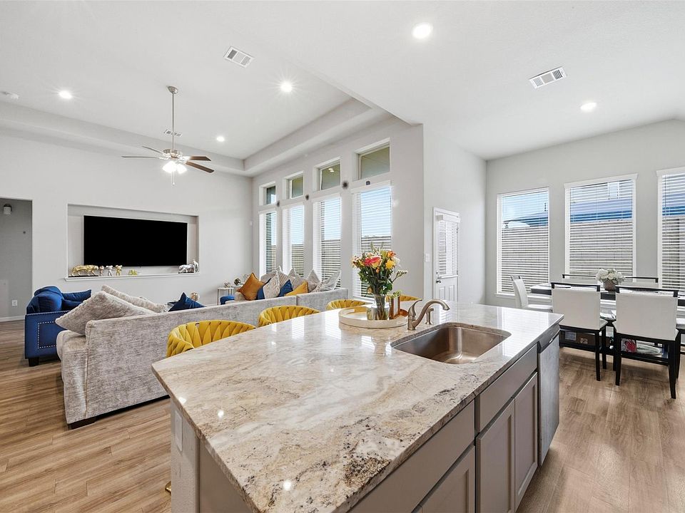 1st image of 2417 Sequoia Grove Dr