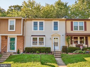 7418 Golden Horseshoe Ct, Springfield, VA 22153