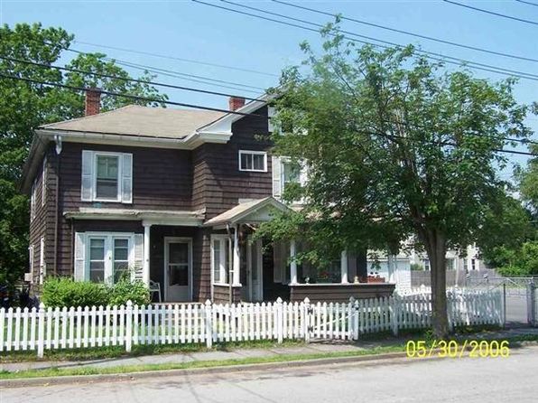 137 Ball St #1