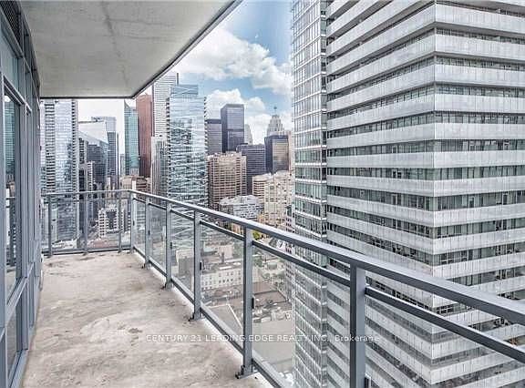 5th image of 21 Widmer St #2909