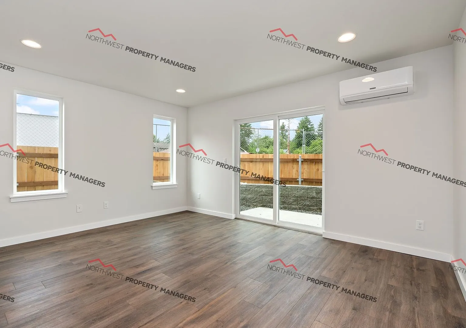 r280 Stella Station Townhomes — Photo 4