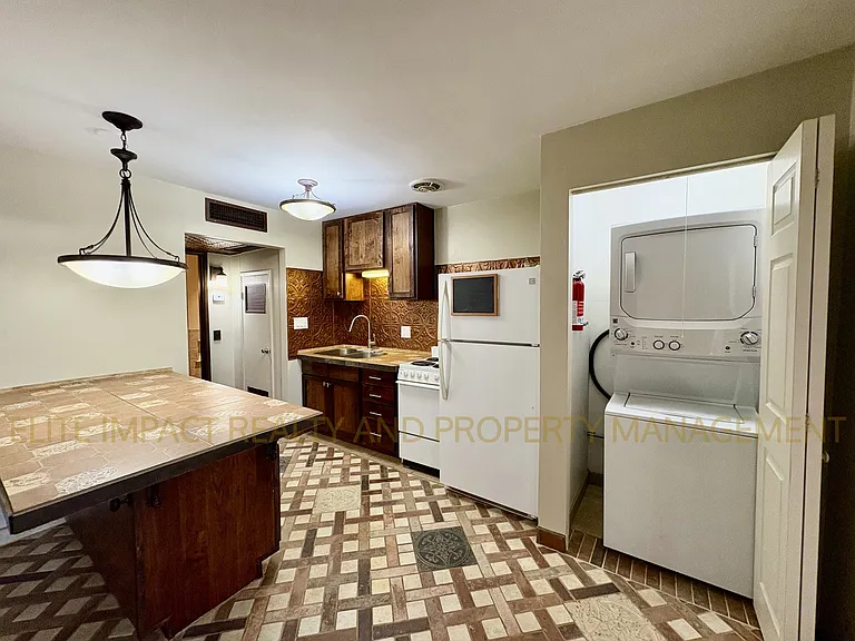 2819 N Woodland Ave #2 — Photo 14