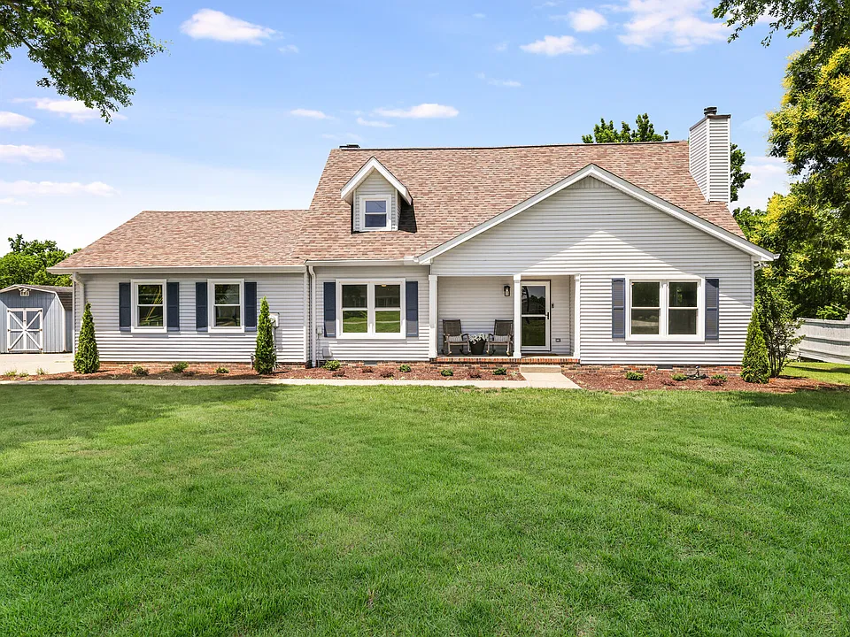 1208 Newmans Trl