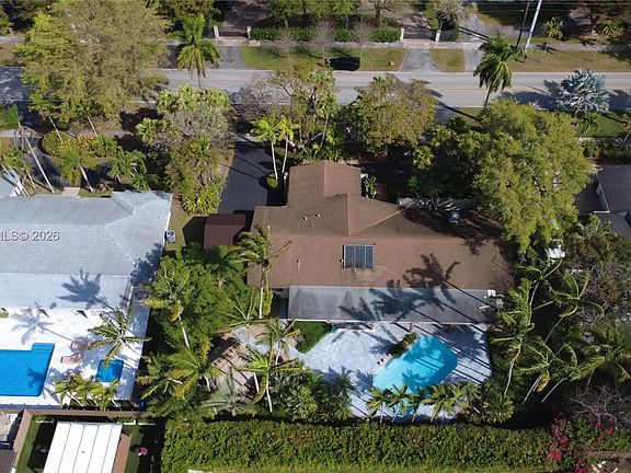 2nd image of 10260 SW 128th St