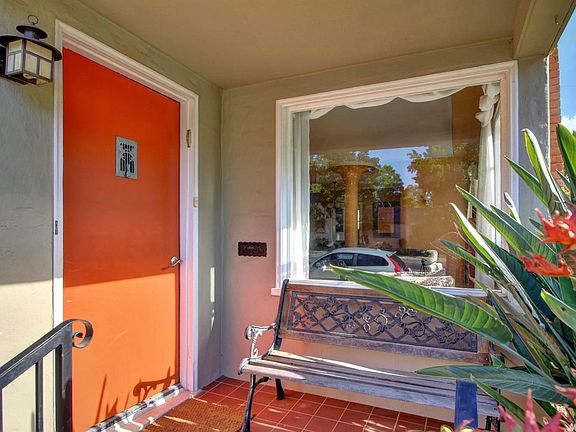 4th image of 1800 Commercial Way