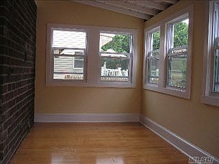 3rd image of 38 Davenport Pl