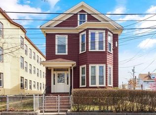 9 Austin St #1, Somerville, MA 02145