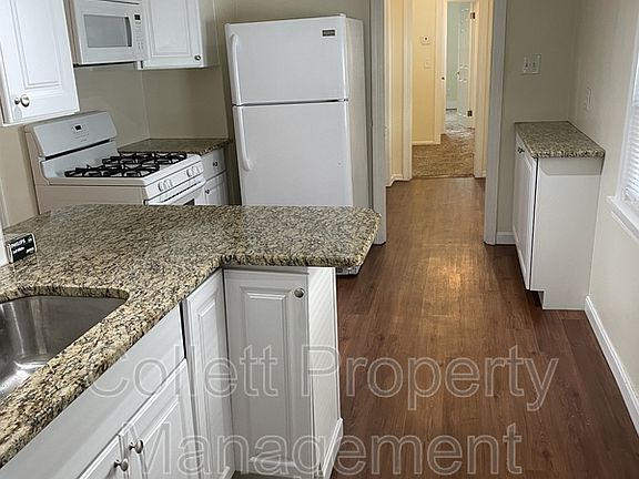 5th image of 2316 W 10th St #1