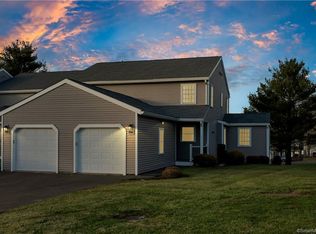 795 Long Hill Rd APT A, Middletown, CT 06457