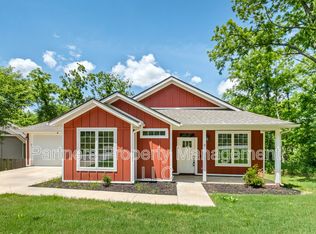 6 Bishop Ln, Bella Vista, AR 72715