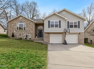 609 Barton Pl, Neosho, MO 64850