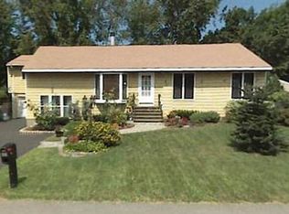 10 Chesebro Dr, Schenectady, NY 12309